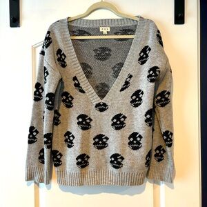 POL Skull Sweater NWOT Small